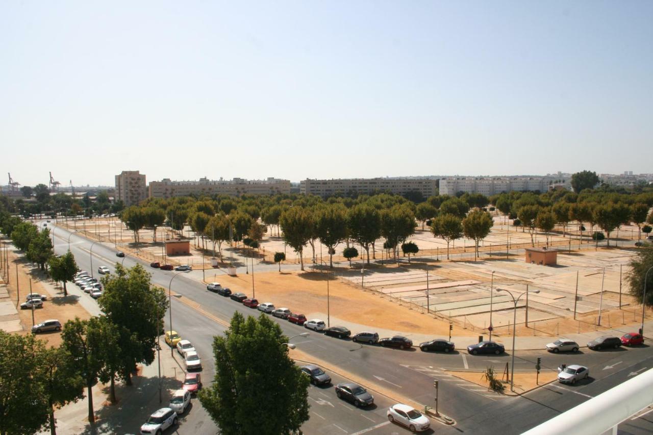 Clb Feria Apartment Sevilla Dış mekan fotoğraf
